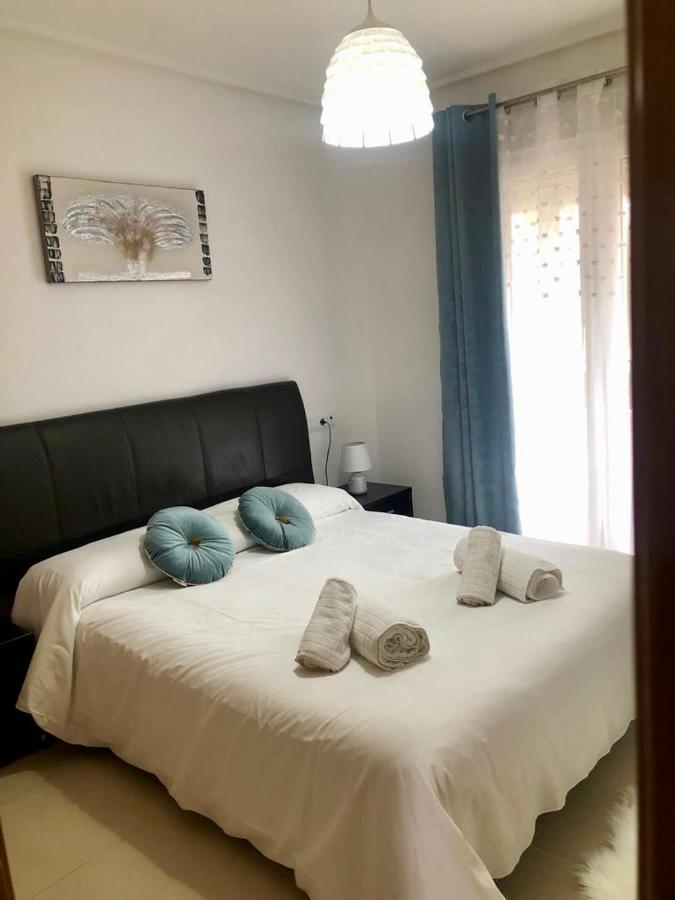 Villa Life . Precioso Bajo Frente Piscina Sucina Esterno foto