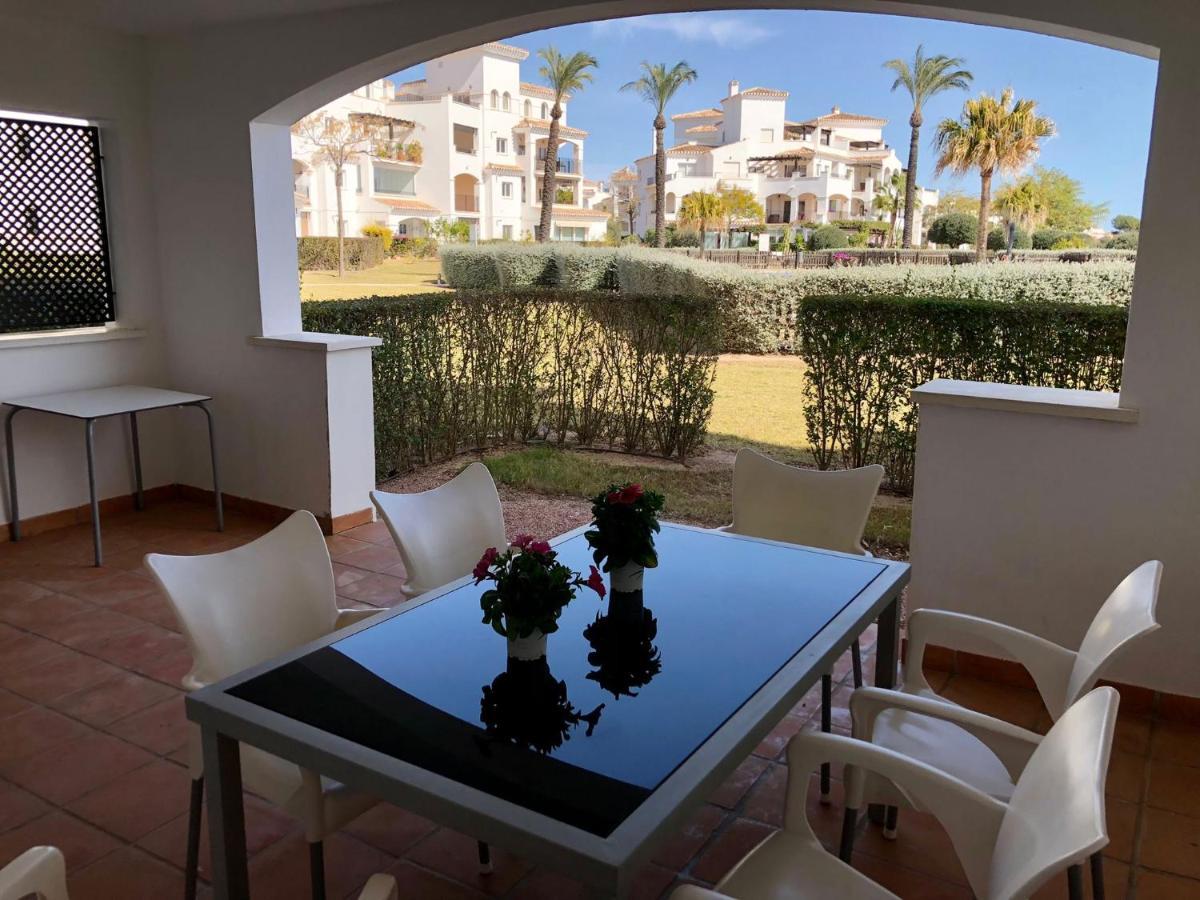 Villa Life . Precioso Bajo Frente Piscina Sucina Esterno foto