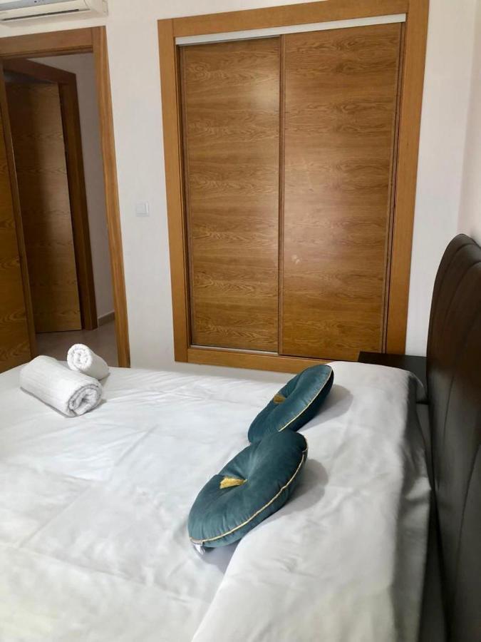 Villa Life . Precioso Bajo Frente Piscina Sucina Esterno foto
